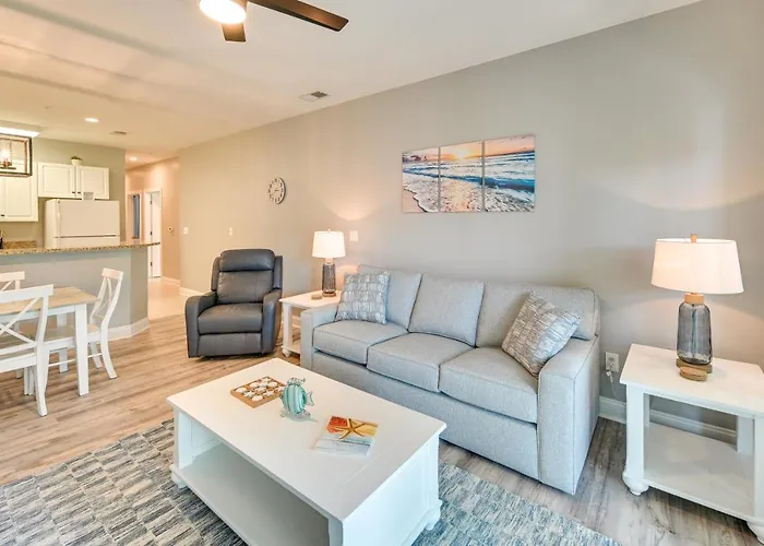 Serene Myrtle Beach Condo With Community Pool!